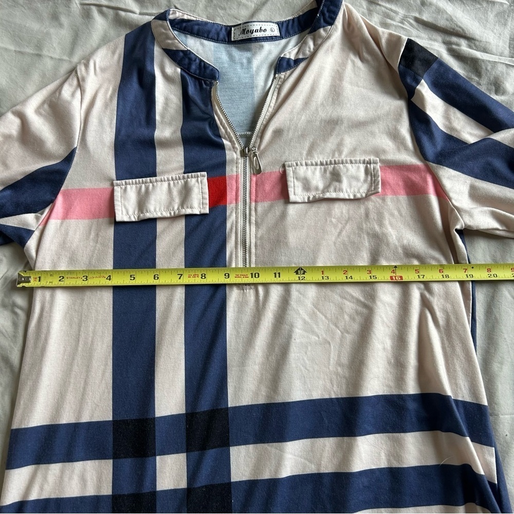 Moyabo Everyday, Business Casual, Normcore Striped 3/4 Sleeve Top with Zipper - Picture 4 of 5